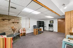 16400 University Ave, South Holland, IL 60473 - Photo 19