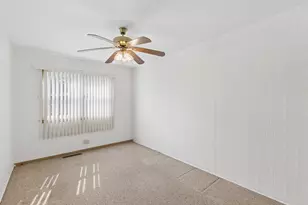 16400 University Ave, South Holland, IL 60473 - Photo 11