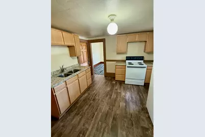 913 W 4th Street, Dixon, IL 61021 - Photo 13