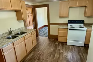 913 W 4th St, Dixon, IL 61021 - Photo 13