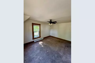 913 W 4th Street, Dixon, IL 61021 - Photo 9