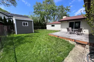 1216 Carswell Ave, Elk Grove Village, IL 60007 - Photo 35