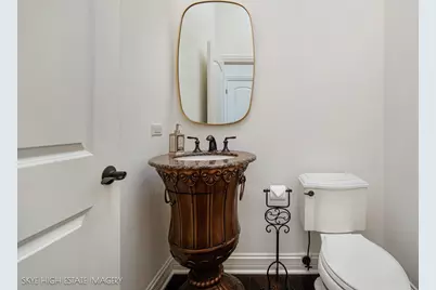 1 Willowcrest Drive, Oak Brook, IL 60523 - Photo 7