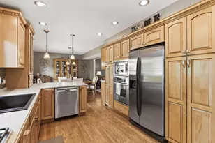 13N470 Chisholm Trail, Elgin, IL 60124 - Photo 13