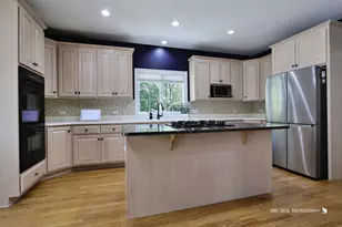 21854 W Murfield Ct, Mundelein, IL 60060 - Photo 11