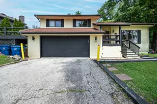 25429 W Cedar Crest Ln, Lake Villa, IL 60046 - Photo 1