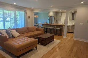 876 Stradford Cir, Buffalo Grove, IL 60089 - Photo 5