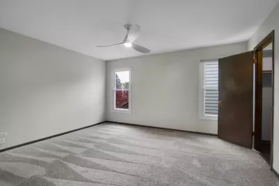 940 French Drive, Mundelein, IL 60060 - Photo 21