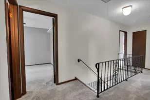 940 French Dr, Mundelein, IL 60060 - Photo 33