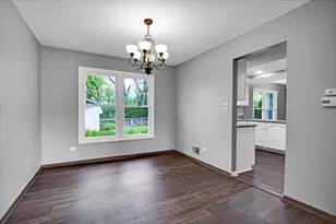 940 French Dr, Mundelein, IL 60060 - Photo 9