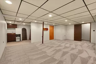 940 French Dr, Mundelein, IL 60060 - Photo 35