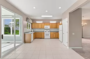 13263 Stonebridge Dr, Huntley, IL 60142 - Photo 9