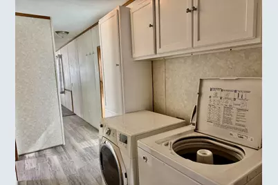 2705 St Vincents Avenue #2, Lasalle, IL 61301 - Photo 9
