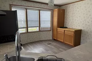 2705 St Vincents Ave, Lasalle, IL 61301 - Photo 7