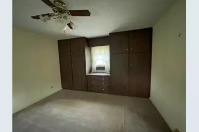 301 Elm Street, Cedar Point, IL 61316 - Photo 3