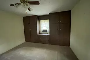 301 Elm St, Cedar Point, IL 61316 - Photo 3