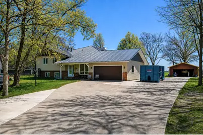10690 E 1700 North Road, Pontiac, IL 61764 - Photo 1