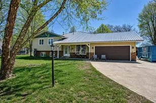 10690 E 1700 N Rd, Pontiac, IL 61764 - Photo 9