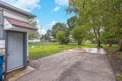 125 E Jackson Street, Cullom, IL 60929 - Photo 3