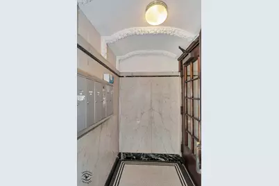 5335 S Harper Avenue #1, Chicago, IL 60615 - Photo 7