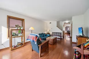 37 Terrace Ln, Lake Zurich, IL 60047 - Photo 9