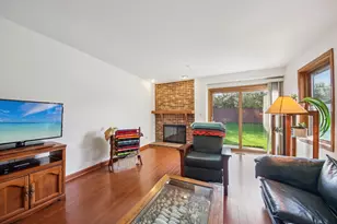 37 Terrace Ln, Lake Zurich, IL 60047 - Photo 7