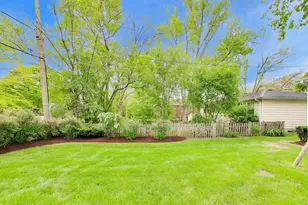 157 Walton St, Barrington, IL 60010 - Photo 43