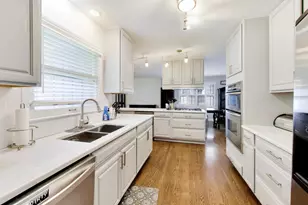 157 Walton St, Barrington, IL 60010 - Photo 15