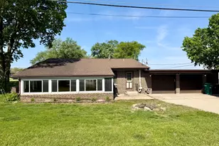 1100 Wacker Dr, Ottawa, IL 61350 - Photo 1