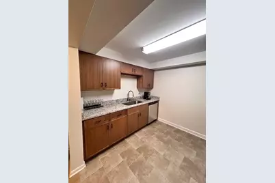 264 E Bailey Road #G, Naperville, IL 60565 - Photo 3