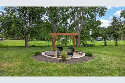 1402 Maplewood Drive, Normal, IL 61761 - Photo 57