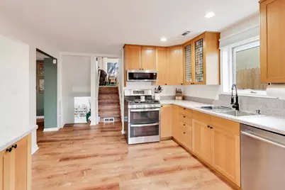 2506 Allison Court, Glenview, IL 60025 - Photo 5