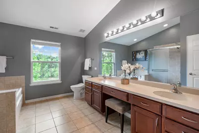 2637 W Autumn Drive, Round Lake, IL 60073 - Photo 19
