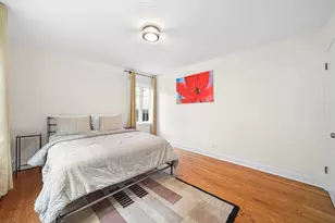 2545 W Lunt Ave, Chicago, IL 60645 - Photo 13