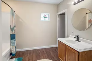 922 E Shawnee St, Freeport, IL 61032 - Photo 15