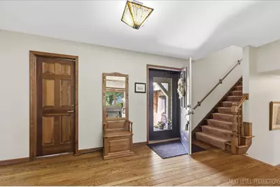 1628 Country Squire Drive, Geneva, IL 60134 - Photo 5