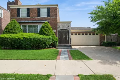 2709 W Sherwin Avenue, Chicago, IL 60645 - Photo 1