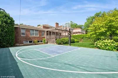 2709 W Sherwin Avenue, Chicago, IL 60645 - Photo 23