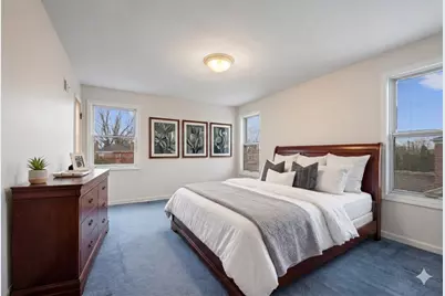 2709 W Sherwin Avenue, Chicago, IL 60645 - Photo 13