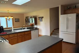 16404 Shawnee Dr, Lockport, IL 60441 - Photo 7