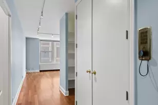 777 N Michigan Ave, Chicago, IL 60611 - Photo 11