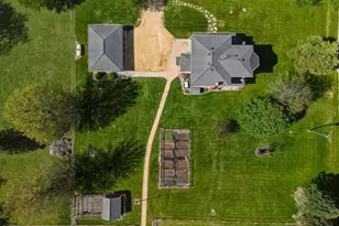10538 N Pecatonica Rd, Leaf River, IL 61047 - Photo 43