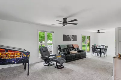 518 E South Court Street, Chatsworth, IL 60921 - Photo 9