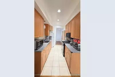 705 W 31st Street #2W, Chicago, IL 60616 - Photo 7