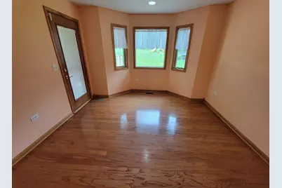 312 Kain Street, Ottawa, IL 61350 - Photo 5