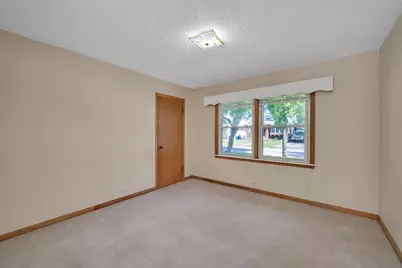 627 E Main Street, Morris, IL 60450 - Photo 19