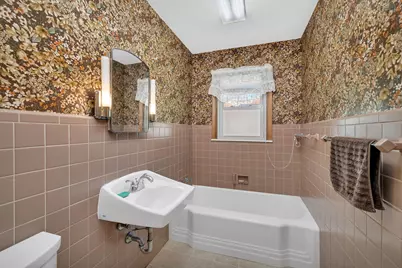 627 E Main Street, Morris, IL 60450 - Photo 21