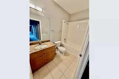 1138 W Washburne Avenue #1138, Chicago, IL 60608 - Photo 13