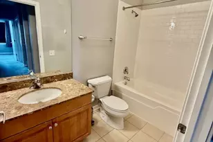 1138 W Washburne Ave, Chicago, IL 60608 - Photo 13