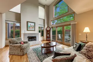 1784 Chestnut Ave, Glenview, IL 60025 - Photo 3